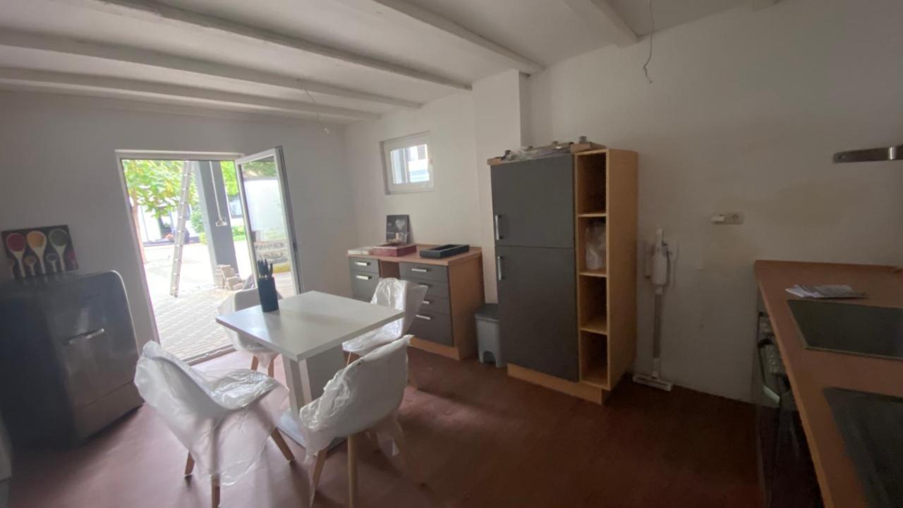 Oase Im Gruenen Hinterhof, Eg, Ruhe, Terrasse, Carport, Free Paytv, Kaffee&Tee, Fahrraeder Διαμέρισμα Ντούισμπουργκ Εξωτερικό φωτογραφία