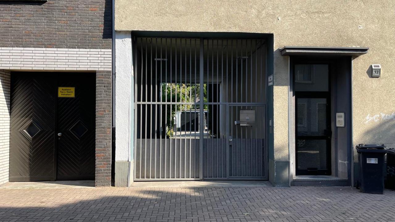 Oase Im Gruenen Hinterhof, Eg, Ruhe, Terrasse, Carport, Free Paytv, Kaffee&Tee, Fahrraeder Διαμέρισμα Ντούισμπουργκ Εξωτερικό φωτογραφία