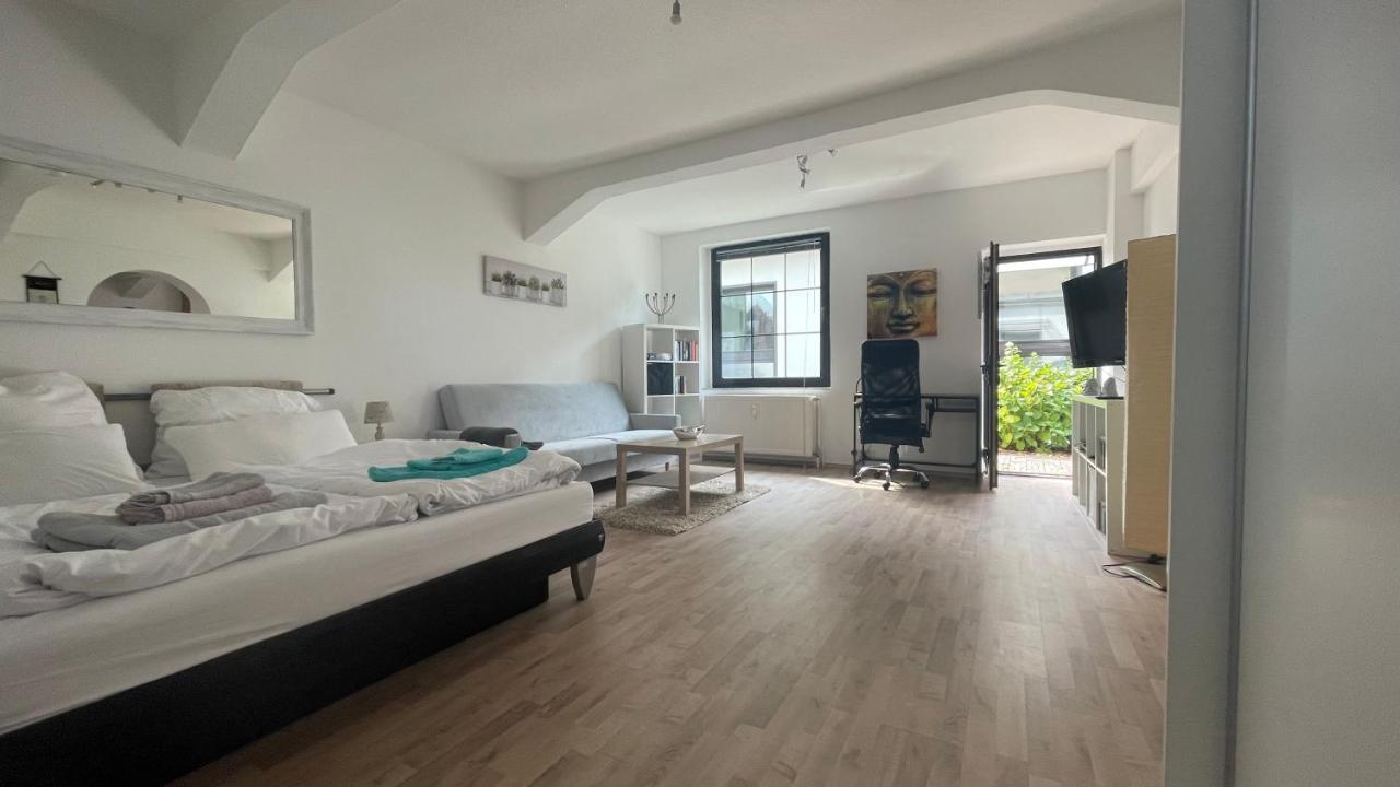 Oase Im Gruenen Hinterhof, Eg, Ruhe, Terrasse, Carport, Free Paytv, Kaffee&Tee, Fahrraeder Διαμέρισμα Ντούισμπουργκ Εξωτερικό φωτογραφία